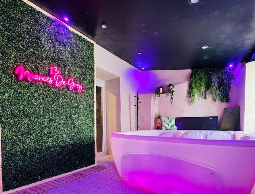 Villa 13 Nuances De Grey Jacuzzi Marseilles Exterior foto