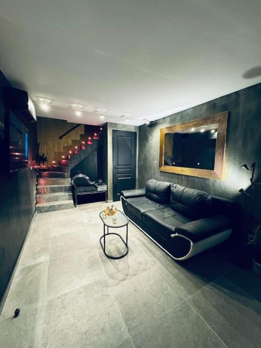 Villa 13 Nuances De Grey Jacuzzi Marseilles Exterior foto