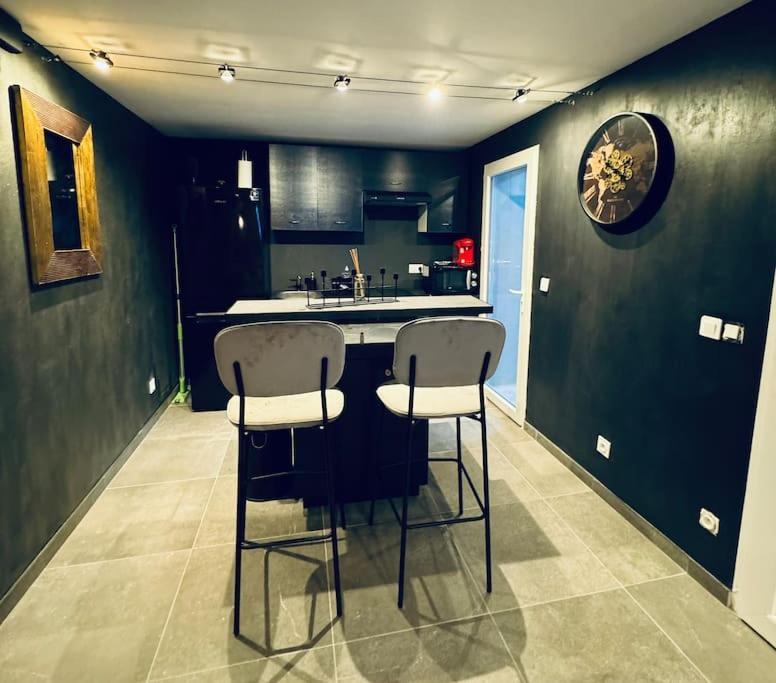 Villa 13 Nuances De Grey Jacuzzi Marseilles Exterior foto